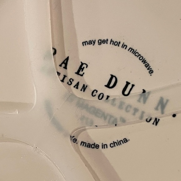 NWT Rae Dunn Artisan Collection Ceramic Class of 2025 Graduation Cap Mug tassle - Picture 2 of 6